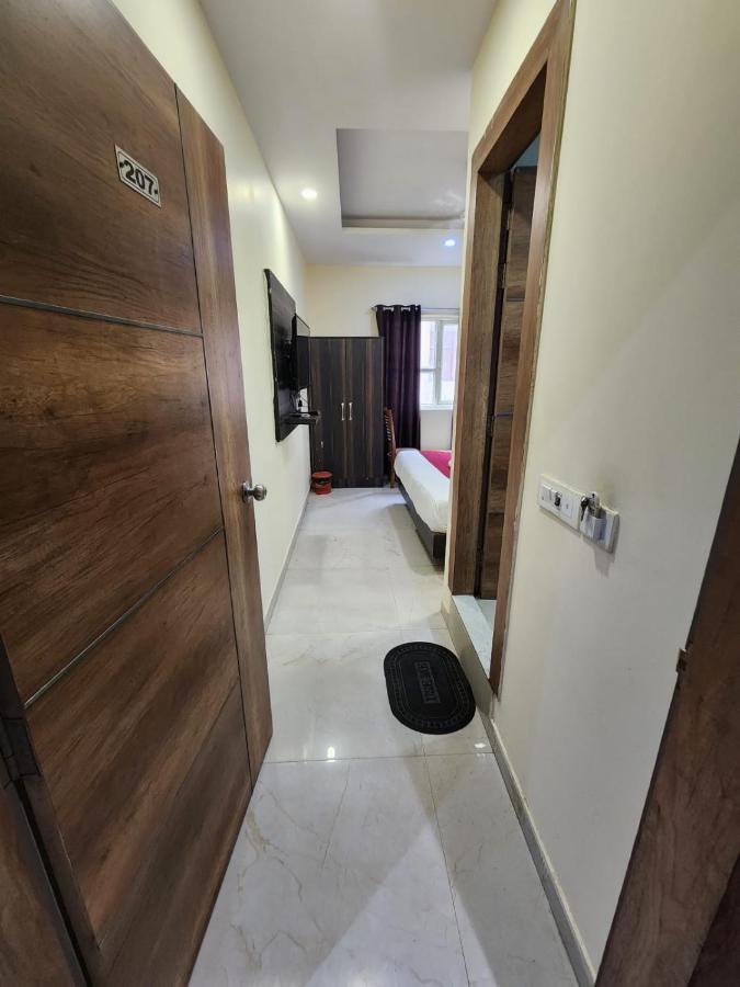 Airport Hotel Ivy With Free Airport Transfr Nueva Delhi Exterior foto
